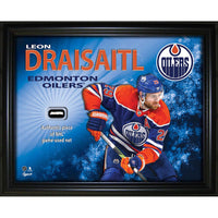 Frameworth - Leon Draisaitl Oilers d'Edmonton PhotoGlass avec filet de match - 20 po l x 16 po H-Sous licence officielle de la LNH et de l'AJLNH mettant en vedette Leon Draisaitl - laureat du trophee Hart et buteur en 2025-26 avec 35 buts et 97 points