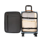 Bugatti - Valise de cabine à coque souple  20po de la collection Cannes - Bleu-Poignée supérieure renforcée avec garniture en PU
et poignées latérales
