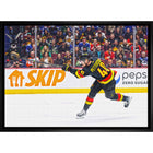 Elias Petterson 20x29 Canucks Shooting-H - Toile encadree - 31" x 22"-Impression sur toile de qualité supérieure avec bordures enveloppées
