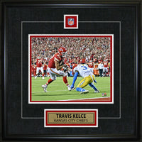 Travis Kelce Pin & Plate Chiefs - Impression encadree - 18" x 18"-Qualité supérieure - 8x10 framed