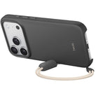 Beats - Étui Kickstand avec MagSafe et contrôle de caméra pour iPhone 17 Pro - Gris granit-Pour créer la béquille, un adaptateur à l’extrémité du cordon glisse et s’attache à un point magnétique sur le côté du boîtier