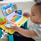 VTech - Baby bureau des découvertes - Français-Remuez le café, ouvrez le livre, appuyez sur la plante peekaboo ou faites tourner le stylo pour occuper vos doigts