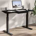 Motionwise - Bureau de la série M2 48 po de largeur, Motionwise - Bureau électrique assis-debout avec double moteurs et tiroir coulissant - Noir-Confort intelligent et personnalisable : Équipé d’un panneau de commande à mémoire avec 4 préréglages de hauteur programmables, un écran LED, et un port USB intégré (5V/2,4A) pour garder vos appareils alimentés.