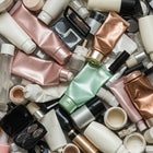 TerraCycle - Produits de beauté et emballage - Zero Waste Box- Petite-Inclus : boîte de collecte durable imprimée en couleur avec doublure interne, étiquette d’expédition UPS prépayée pour le retour, et recyclage des déchets collectés.