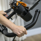Soozier - Vélo D’Exercice Stationnaire Vertical Réglable Avec Écran Lcd - Blanc-Mouvement fluide et silencieux, adapté à la maison, au bureau et à la salle de sport  