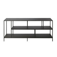 Hudson&Canal - Meuble TV Winthrop avec étagères métalliques pour téléviseurs jusqu'à 60 pouces - Bronze noirci-Un design contemporain moderne peut accueillir des téléviseurs jusqu'à 60 pouces pour votre espace de divertissement