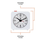 Marathon Watch - Mini réveil analogique sans tic-tac avec rétroéclairage automatique et fonction Snooze - Blanc-Alarme Avec Snooze: fonction d'alarme facile à régler avec des boutons marche/arrêt et SNOOZE judicieusement placés.