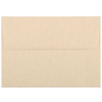  JAM Paper Enveloppes d'invitation parchemin A6 - 4,75 x 6,5 po - Marron recyclé - paquet de 50-Couleur : marron, Les enveloppes présentent une finition parchemin marbré pour une touche élégante