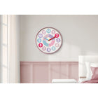Monarch Specialties - 9102 Horloge Murale Juvénile Rond de 18" - Visage Multicolore/Cadre Rose-Le grand affichage numérique garantit une lecture précise de l'heure en un coup d'Sil, idéal pour les enfants qui apprennent à lire l'heure et pour égayer leur chambre avec style