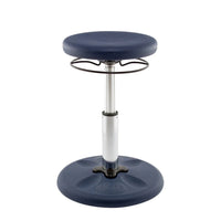 FDMT - Tabouret oscillant réglable Kore 35-48 cm - bleu foncé-Le siège Kore Wobble Chair est imprégné de Smart Plastic, un agent antimicrobien qui empêche la prolifération des germes sur la surface en plastique du siège.