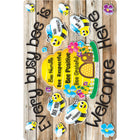 Ashley Productions - Smart Poly Tapis de bienvenue avec dos antidérapant - 15 -5" x 23 -5" - thème ruche d'abeilles - paquet de 2-Choisissez parmi une variété de designs éducatifs, inspirés par la nature ou interactifs pour compléter votre style d'enseignement et le thème de votre salle de classe.