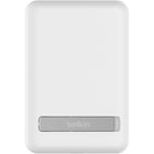 Belkin - Batterie externe magnétique sans fil 5k avec support - Blanc-Fixation magnétique transparente, que ce soit en déplacement ou à l'arrêt