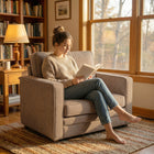 HOMCOM - Fauteuil d’appoint effet velours avec large assise pour salon - brun-Le cadre en métal renforcé et les pieds en bois massif assurent une durabilité stable    
