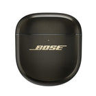 Bose - Silencieux Comfort Ultra True Écouteurs sans fil à réduction de bruit 2e génération, Or du désert-Allumez-vous avec l’étui de chargement sans fil et écoutez jusqu’à 6 heures de jeu (jusqu’à 4 heures avec Immersive Audio). L’étui lui-même peut contenir jusqu’à trois charges complètes.