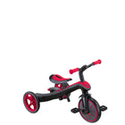 Globber - Tricycle Explorer – Rouge-Poignée parentale réglable avec 2 hauteurs (92 cm, 96 cm du sol) et poignée en TPR pour une prise en main confortable. Le système de direction intégré et le système de roue libre avant permettent aux parents d’aider et de guider les tout-petits dans l’apprentissage de la direction