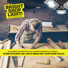 Bell+Howell - Éclairage d'atelier à DEL TriBurst Colour Select - 5 500 lumens-Respectueux de l'environnement : Le Triburst écoénergétique émet plus de lumière tout en réduisant le rejet de dioxyde de carbone et d'autres produits chimiques toxiques dans notre planète, aidant à créer un environnement respectueux de l'environnement et sûr pour tous.