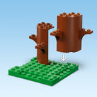 LEGO - Bluey : La Maison de la Famille de Bluey, Ensemble de Construction de Maison-Jouet interactif factice - La maisonnette et le jardin modulaires comprennent des figurines de Bluey, Bingo, Maman et Bandit et des pièces détachables : salle de jeux, cuisine, 2 chambres, salle du trône, toilettes et salle de bain