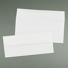 JAM Paper Enveloppes Strathmore à ouverture latérale et à rabat gommé, fini vélin, 4 1/8 x 9 1/2 po, blanc éclatant, pqt/100-Ouverture : latérale