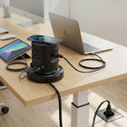 Uncaged Ergonomics - Multiprise rétractable sans fil avec gestion automatique des câbles et chargeur sans fil - Noir-Conception verticale stable : ce cube compact tient parfaitement sur un bureau ou au sol , il peut être fixé au mur pour une plus grande polyvalence