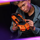 LEGO - Technic L’hypervoiture de Bugatti Chiron Pur Sport-Un cadeau amusant pour les enfants âgés de 9 ans et plus qui aiment les jouets de voiture de course