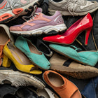 TerraCycle - Chaussures - Zero Waste Box- Grande-Inclus : boîte de collecte durable imprimée en couleur avec doublure interne, étiquette d’expédition UPS prépayée pour le retour, et recyclage des déchets collectés.