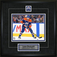 Leon Draisaitl Pin & Plate Edmonton Oilers - Impression encadree - 18" x 18"-Qualité supérieure - virtual frames