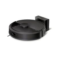 iRobot - Aspirateur robot Roomba 105-Dévore la saleté d’une aspiration 70X plus puissante (Par rapport aux robots Roomba série 600). Le nettoyage en trois étapes offre une aspiration 70X plus puissante (Par rapport aux robots Roomba série 600) et comprend une brosse multisurface en soie et une brosse latérale qui dévorent la saleté et les moutons de poussière pour vous offrir des planchers si propres que vous voudrez marcher pieds nus