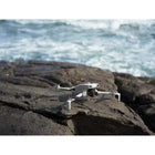 DJI - Lito X1 Drone Caméra 4K avec Télécommande 2 - Pack Fly More-Imagerie 8K de niveau pro : capturez des photos haute résolution 8K et des vidéos HDR 4K/60 ips à couper le souffle grâce au capteur CMOS 1/1,3 po et à l'ouverture f/1,7 pour des détails réalistes et des couleurs vibrantes.