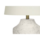 Monarch Specialties - Luminaire - 20 po H Lampe De Table - Béton Crème - Abat-Jour Ivoire / Crème - Moderne-Dimensions assemblées : 14 po L x 14 po P x 20 po H; Base : 9,75 po L x 9,75 po P x 9,5 po H; Abat-jour : 14 po L x 14 po P x 9 po H