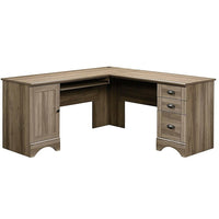 Sauder 66"W La Collection Harbor View Bureau d’ordinateur d’angle - Finition Salt Oak-Étalez votre travail sur ce grand bureau informatique en forme de L