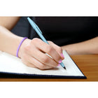 BIC - Cristal Pastel stylos-bille - 1,0 mm, encre noir, paquet de 8-Pointe moyenne : La pointe moyenne polyvalente de 1,0 mm offre une écriture fluide, faisant de ces stylos un choix évident pour les fournitures scolaires ou de bureau