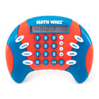 Educational Insights - Jeu de mathématiques électronique portable Math Whiz-Trois Modes De Jeu ! Comprend le mode Exercices avec une séquence de problèmes de plus en plus difficile ; le mode Défi, un jeu d'élimination de nombres ; et le mode Calculatrice