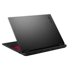 ASUS - Ordinateur portable gaming TUF A18 18 po - AMD Ryzen 7 260 - GPU NVIDIA RTX 5060 - SSD 1 To - 16 Go de RAM - Windows 11 Famille - Gris Jaeger-Mieux encore, le stockage et la mémoire sont entièrement accessibles et évolutifs, vous offrant une flexibilité optimale pour l'avenir