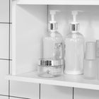 kleankin - Armoire de salle de bain moderne - blanc-Les portes doubles avec étagères à lattes sont conçues pour empêcher les objets de se mouiller