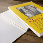 Strathmore - Bloc de papier à croquis - serie 300 - 9po L x 12po H -blanc -reliure à spirale dans le haut-100 feuilles(P350-9-6)-Surface de papier blanc