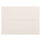 JAM Paper - Enveloppes d'invitation Strathmore A7 - 5,25 po x 7,25 po - Vélin blanc naturel - paquet de 50 (44507I)-Couleur : tissé blanc naturel.