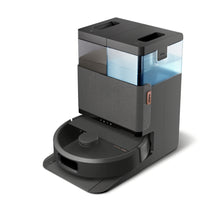 iRobot - Robot Roomba Plus 505 avec combo AutoWash-En profondeur et d’un mur à l’autre. Les tampons de vadrouille DualClean avancées avec PerfectEdge augmentent la couverture de lavage des planchers de 18 % (Comparativement à la tampon de vadrouille DualClean non étendue) et SmartScrub ajoute un frottage 2x plus profonde (Comparativement au mode aspirateur et laveur standard pour le café et la saleté) pour éliminer les dégâts tenaces