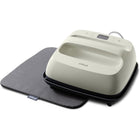 Cricut - EasyPress SE - 9 po x 9 po, taupe - comprend un tapis-Pressez avec le meilleur : conçues et construites par la marque que vous connaissez et en laquelle vous avez confiance, les presses à chaud Cricut sont le complément parfait à une machine de découpe Cricut - conçues pour la polyvalence, la facilité d'utilisation et des résultats professionnels à chaque fois
