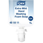 Tork - Savon mousse extra doux pour le lavage des mains-Aidez à réduire le risque d'irritation cutanée avec ce savon testé dermatologiquement et contenant des ingrédients hydratants, formulé pour être doux, sans parfums ni colorants ajoutés.