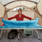 Coleman - Sac de couchage Flatlands 40 °F - Bleu-La fonction Quick Cord sécurise le sac roulé sans avoir à le nouer