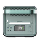 Yoshino - B4000 SST Centrale électrique continue portable à semi-conducteurs de 4000 W-3 FAÇONS DE CHARGER - Le B4000 SST peut être rechargé en utilisant une charge rapide AC (0-100 % en 90 minutes), une charge solaire en option (5,5 heures) et une charge de voiture (22 heures).