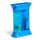 Hand2Mind - Exploration des tubes sensoriels des forces - Ensemble de 2-La bouteille Sink and Float est conçue pour explorer la flottabilité et est remplie d'objets océaniques qui coulent ou flottent