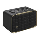 JBL - Authentics 200 - Enceinte Connectée au Design Rétro avec Wi-Fi, Bluetooth et Assistants Vocaux-Remplissez n’importe quelle pièce de votre maison avec un son stéréo. Ses deux haut-parleurs haute fréquence de 25 mm font ressortir les détails de votre musique, tandis que le haut-parleur de graves complet de 12,7 cm et le radiateur passif orienté vers le bas de 15,2 cm délivrent des basses profondes. Ces composants haut de gamme vous garantissent un équilibre audio parfait, quel que soit le type de musiqu