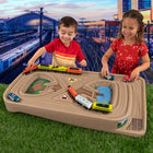 Simplay3 - Table de Circuit de Course Carry & Go-Sa construction durable à double paroi est parfaite pour une utilisation à l'intérieur ou à l'extérieur.