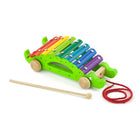 The Original Toy Company - Xylophone crocodile à tirer-Design coloré et engageant : Avec huit touches vibrantes dans un arc-en-ciel de couleurs, ce xylophone captive les jeunes esprits et stimule le développement sensoriel. Le design joyeux du crocodile ajoute un élément de fantaisie, inspirant le jeu imaginatif et la narration