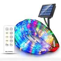 Bell+Howell - Corde lumineuse solaire USB de 50 pieds à changement de couleur avec télécommande-Les guirlandes lumineuses Bionic sont le moyen idéal pour éclairer votre chambre, votre salon, votre cour, votre allée, vos allées et bien plus encore grâce à son design unique 2 en 1 : les lumières LED peuvent être alimentées par l'énergie solaire ou USB
