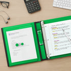 Staples - Reliure Better Binder, 1 1/2 po, vert-Les anneaux en D se ferment solidement, permettant aux pages de se tourner facilement