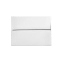 LUX - Enveloppes A4 pour invitations (4 1/4 x 6 1/4), 60 lb., blanc avec bande détachable, 500/boîte (4872-WPP-500)-Les enveloppes d'invitation A4 (4 1/4 x 6 1/4) sont parfaites pour les invitations à des fêtes, les cartes de remerciement, les faire-part de mariage et les annonces.