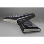 Ducky - ProjectD Tinker 65 RGB Mechanical Keyboard - MX Red Switches - SF Layout - Black-Plaque solide en FR4: La plaque FR4 ajoute solidité et fermeté, augmentant la longévité globale tout en générant une acoustique sensationnelle. Le matériau FR4 apporte une dynamique différente et durable à l'expérience de frappe de l'utilisateur.