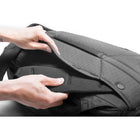 Peak Design - Sac à dos De Voyage - 45 L - Noir-Accès arrière via une fermeture éclair ultra-durable #10. Imposantes poches latérales pour trépieds et bouteilles d'eau